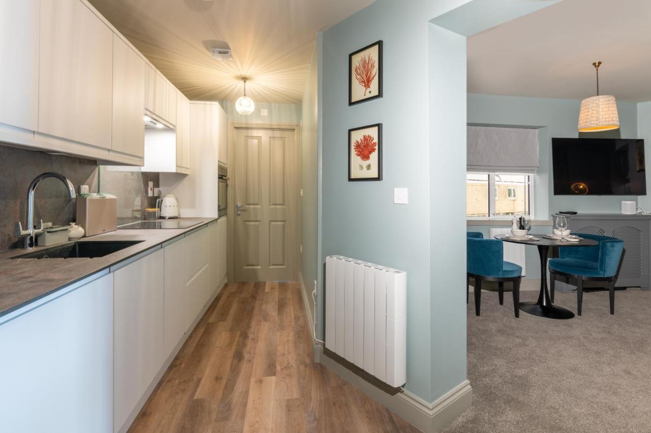 Large Stylish Studio In The Heart Of The City 바스 외부 사진